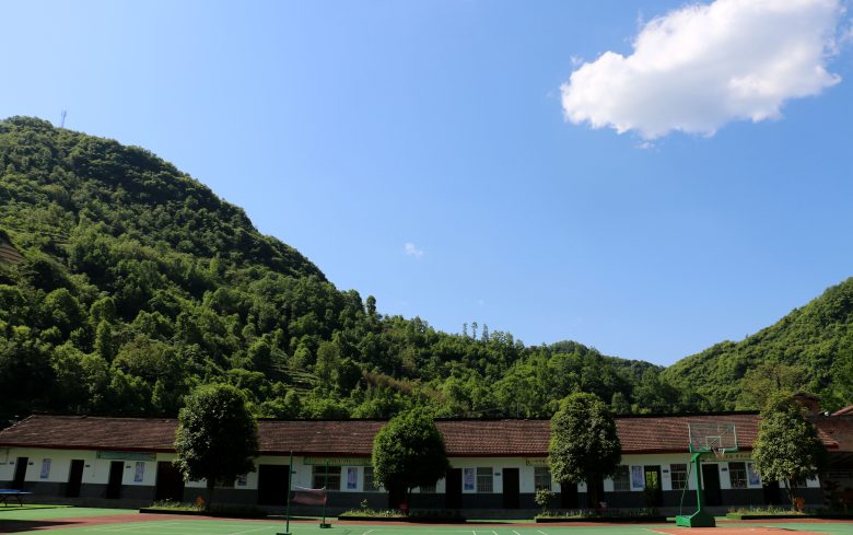 寧強縣鐵鎖關鎮(zhèn)周家壩小學“農耕文化”進校園插圖2 寧強縣鐵鎖關鎮(zhèn)周家壩小學“農耕文化”進校園插圖2