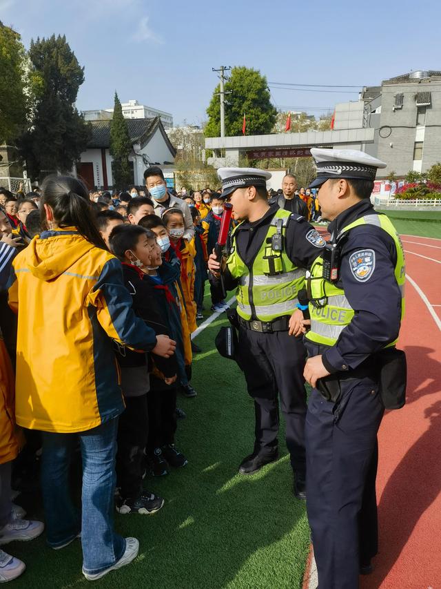 【全國中小學(xué)生安全教育日】漢中交警一大隊開講啦！插圖5