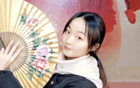 文化自信，薪火相傳！00后女生直播間唱戲，圈粉無數(shù)！縮略圖