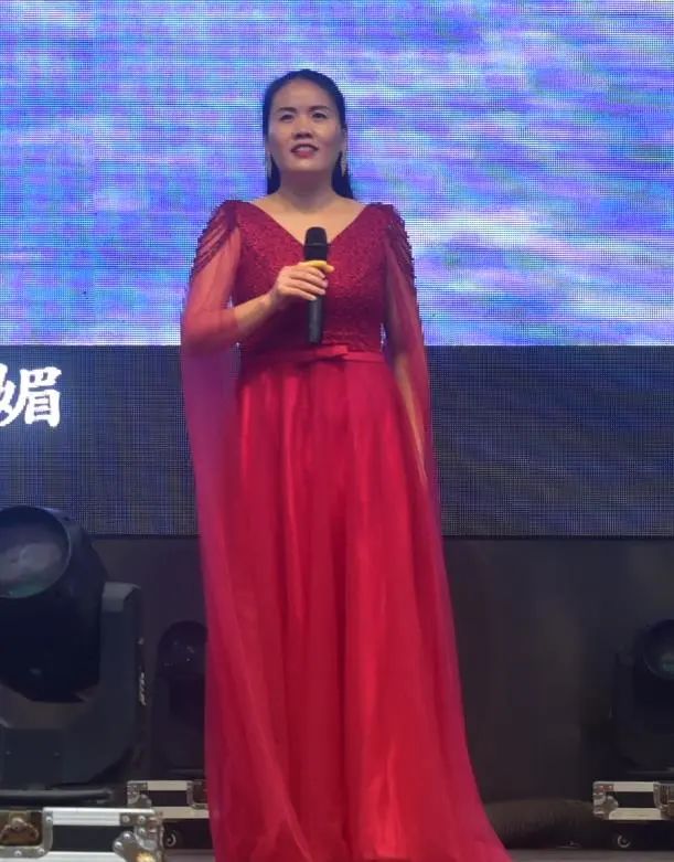 國興愛夢源杯第一屆飲水思源話漢江旅游文化藝術(shù)博覽會暨全國第21屆旅游門券藝術(shù)收藏巡回展活動在漢江源景區(qū)成功啟動 國興愛夢源杯第一屆飲水思源話漢江旅游文化藝術(shù)博覽會暨全國第21屆旅游門券藝術(shù)收藏巡回展活動在漢江源景區(qū)成功啟動