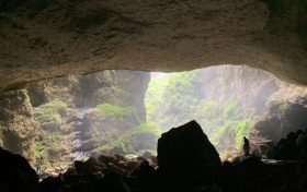 漢中天坑火出圈！記者實地探訪→縮略圖