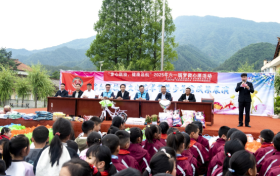 公益組織攜手愛(ài)心企業(yè) 圓夢(mèng)200名困境兒童“六一微心愿”縮略圖